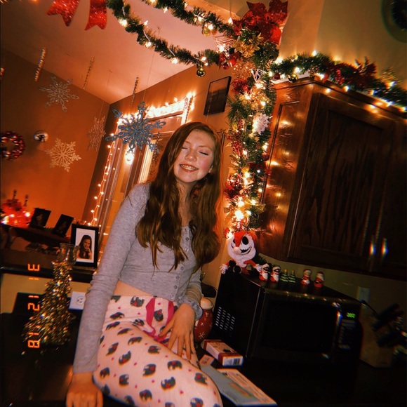 Meet your Posher, Jordan - Picture 1 of 1